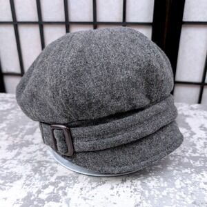Nine West Gray Wool Newsboy Cap Cabbie Hat Buckle Detail NWT